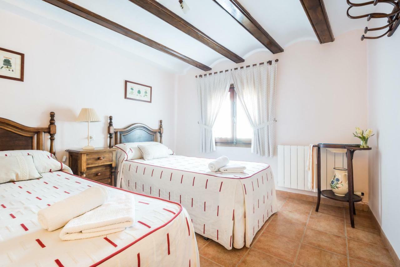 Casa La Carpintera Guest House Royuela Ngoại thất bức ảnh