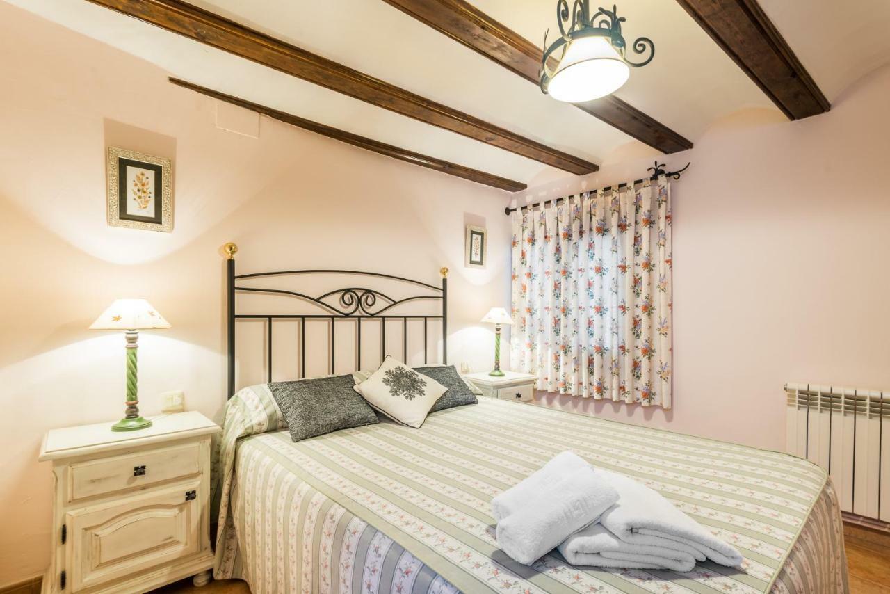 Casa La Carpintera Guest House Royuela Ngoại thất bức ảnh