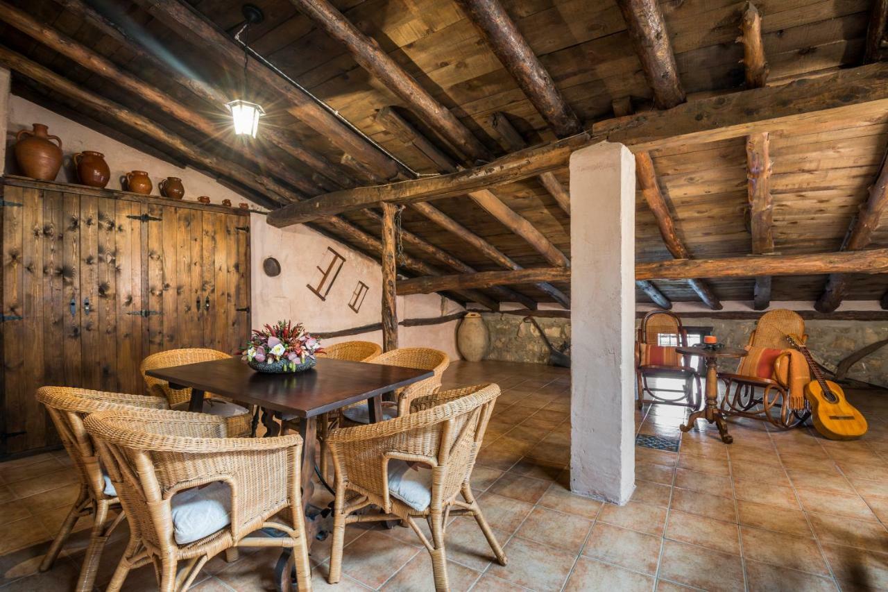 Casa La Carpintera Guest House Royuela Ngoại thất bức ảnh